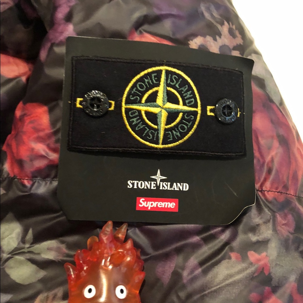 Supreme Stone island Lamy Cover Stampato Puffy - Picture 2 of 16
